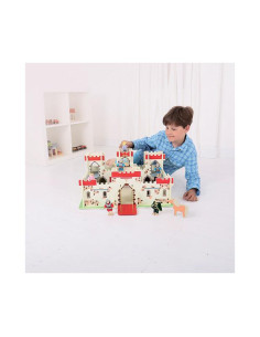 CASTELLO GIGANTE IN LEGNO